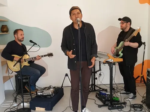 En vidéo : rencontre avec le slameur et chanteur San-Seyha